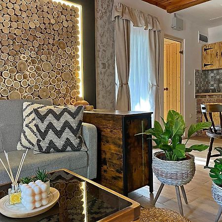 Cityside Cottage Eger Ngoại thất bức ảnh